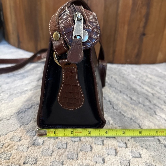 Vintage Leather Carlo Amboldi Black/Brown Crossbody Bottom Studs Smooth P - Picture 3 of 10
